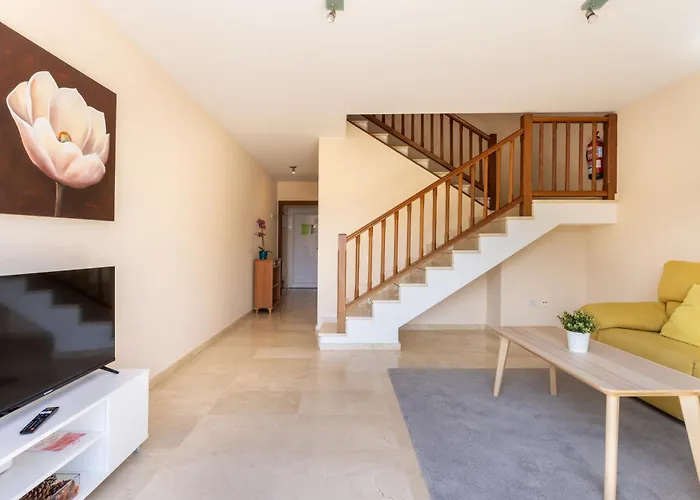 Feriehus El Estanque - *